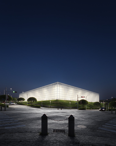 Exterior visualization of a stunning exhibition center in Tokyo
