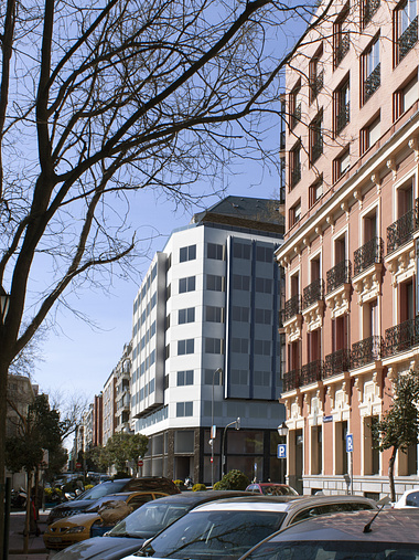 PV43, Commercial, Madrid