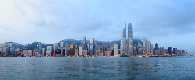 One more skyscraper in Hong Kong
