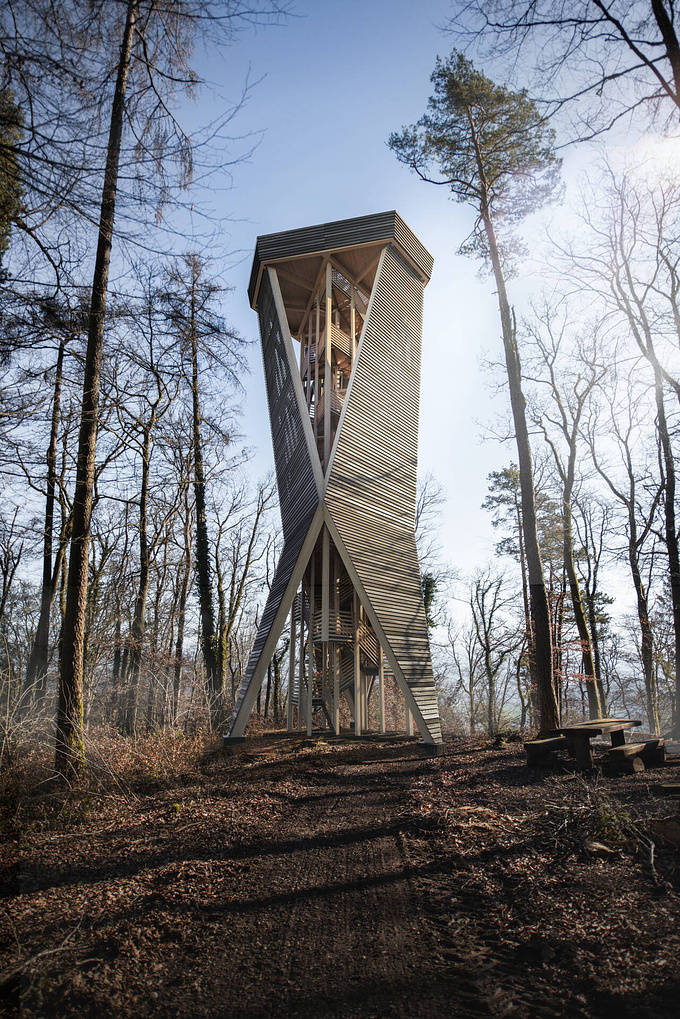 Observation tower
In the competition for the replacement of the observation tower in Stadel ZH we supported Graf Biscioni Architekten with our visualizations.