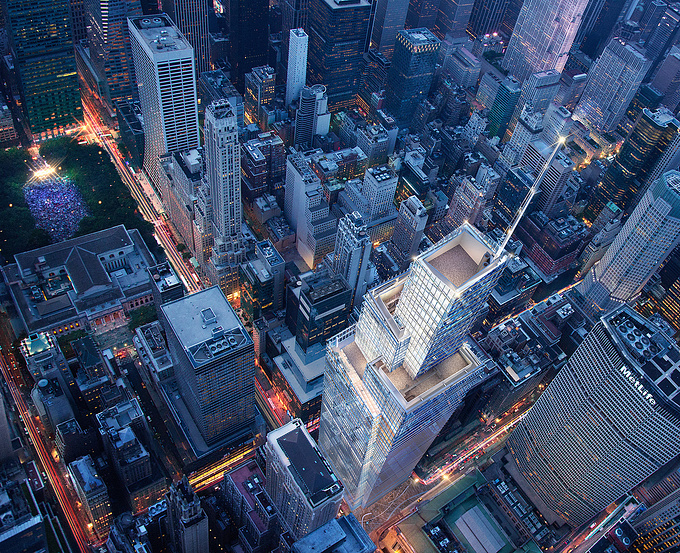 Very few things are as iconic as the skyline of New York City, and the opportunity to redefine it doesn’t come along very often. Designed by KPF, One Vanderbilt will rise 1,401 feet and make its mark on Manhattan when completed in 2020. Neoscape was charged with giving the world a preview of how this instant icon will shape the city for years to come.
One Vanderbilt represents the next evolution in the Manhattan skyline. To demonstrate its significance and tie it back to the city’s history, we choreographed every image to include some element of a New York City icon to help place the new building in its proper historical context. At the same time, we had to show the majestic presence of the building within the existing skyline, relating it to the layered language of its peers, the Chrysler and Empire State Buildings.
